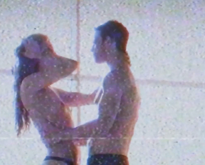 Lola Viande nude - A Crash Mid Flight (2017)