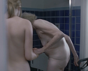 Maya Henry naked - For Nonna Anna (2017)