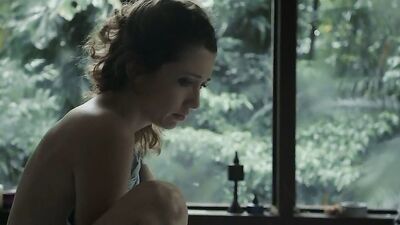 Rita Carelli nude - Hospedeira (2014)