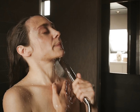 Julia Richter - Bella Amore - Widerstand zwecklos (2014)