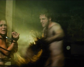 Sandrine Bisson, Catherine Antaki, Sibylle Gauthier - Discopathe (2013)