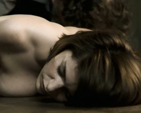 Romina Ricci nude - Rehen de ilusiones (2012)