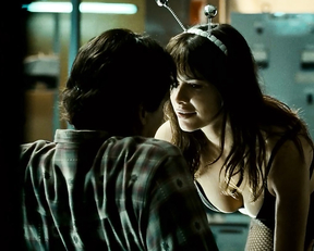 Alinne Moraes naked - O Homem do Futuro (2011)