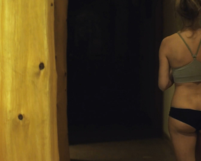 Kerri Taylor, Tawny Amber Young - The Family (2011)