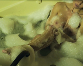 Kerri Taylor, Tawny Amber Young - The Family (2011)