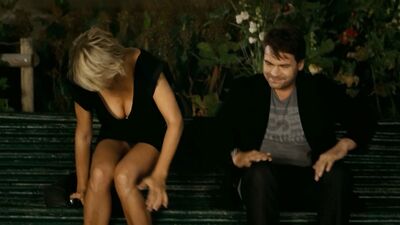 Virginie Efira - L'amour, c'est mieux a deux (2010)