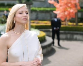 Kristin Lehman nipples - Altered Carbon s01e01 (2018)