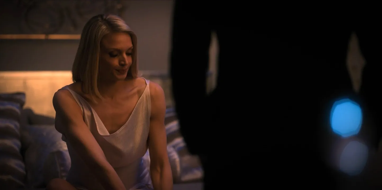 Kristin Lehman - Altered Carbon s01e03 (2018) : MoviesSexScenes