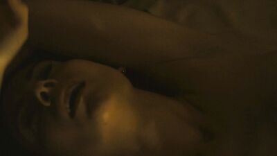 Alyssa Milano naked – Pathology (2008)