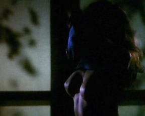 Alyssa Milano naked – Hugo Pool (1997)