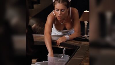 Alyssa Milano sexy – Charmed season 2 (1999)