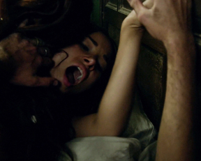 Jessica Parker Kennedy, Clara Paget – Black Sails s02e05 (2015)