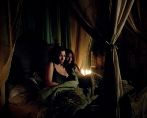 Jessica Parker Kennedy, Clara Paget – Black Sails s02e02 (2015)