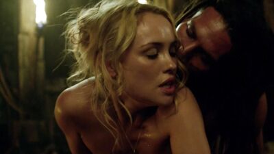 Hannah New nude – Black Sails s02e03 (2015)