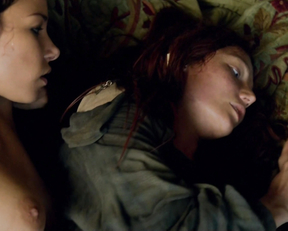 Clara Paget, Jessica Parker Kennedy – Black Sails s02e03 (2015)