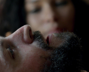 Louise Barnes, Jessica Parker Kennedy – Black Sails s01e04 (2014)