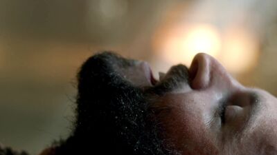 Louise Barnes, Jessica Parker Kennedy – Black Sails s01e04 (2014)