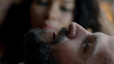 Louise Barnes, Jessica Parker Kennedy – Black Sails s01e04 (2014)