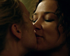 Jessica Parker Kennedy, Hannah New, etc – Black Sails s01e01 (2014)