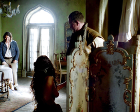 Jessica Parker Kennedy, Hannah New – Black Sails s01e02 (2014)