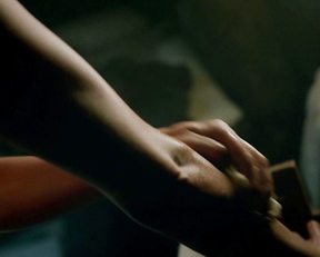 Hannah New nude – Black Sails s03e02 (2016)