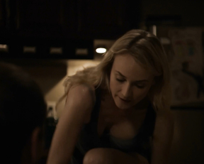 Diane Kruger, Alejandra Perez – The Bridge s01e02 (2013)