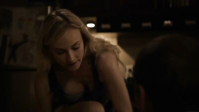 Diane Kruger, Alejandra Perez – The Bridge s01e02 (2013)