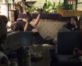 Diane Kruger, Ludivine Sagnier – Pieds nus sur les limaces (2010)