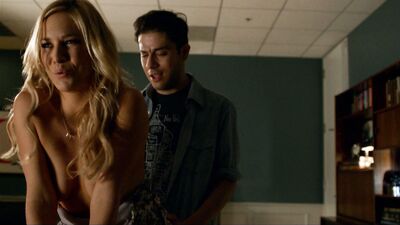 Tara Holt sex scene – Californication s07e02-04 (2014)