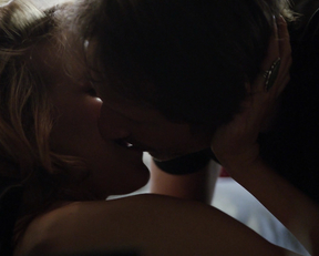 Maggie Grace boobs – Californication s06e06 (2013)