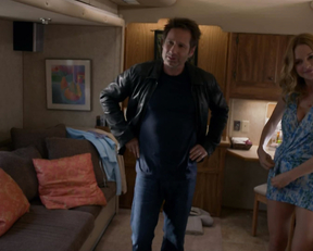 Heather Graham sex scene – Californication s07e08 (2014)
