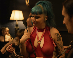 Molly Hewitt, Marika Engelhardt, Sophia Chase - Easy s03e02 (2019)