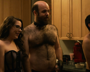 Molly Hewitt, Marika Engelhardt, Sophia Chase - Easy s03e02 (2019)