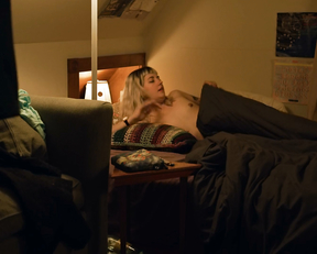 Lindsay Burdge, Lydia House - Easy s03e01 (2019)