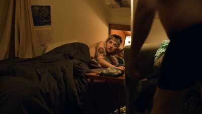 Lindsay Burdge, Lydia House - Easy s03e01 (2019)