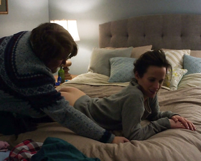 Elizabeth Reaser nude – Easy s01e01 (2016)