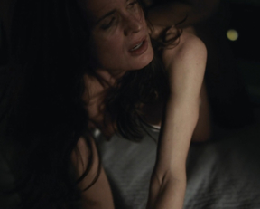 Elizabeth Reaser nude - Easy s02e02 (2017)