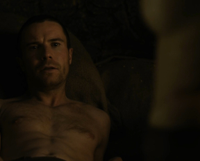 Maisie Williams naked - Game of Thrones s08e02 (2019)