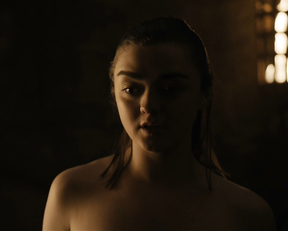 Maisie Williams naked - Game of Thrones s08e02 (2019)