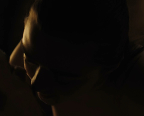 Maisie Williams naked - Game of Thrones s08e02 (2019)