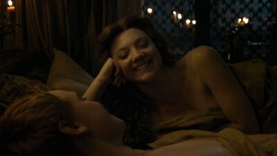 Natalie Dormer, Xena Avramidis, etc – Game of Thrones s05e03 (2015)