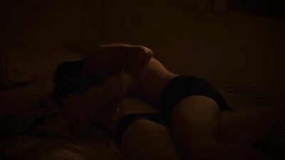 Emmy Rossum nude – Shameless s02e12 (2012)