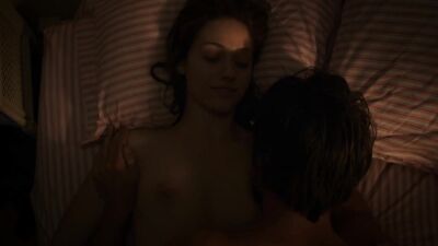 Emmy Rossum nude – Shameless s02e12 (2012)