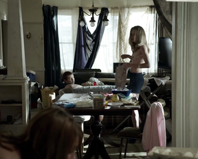 Ileana Huxley, Emmy Rossum – Shameless s05e01 (2015)