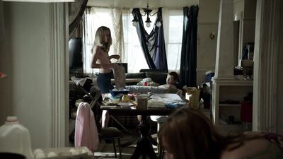 Ileana Huxley, Emmy Rossum – Shameless s05e01 (2015)