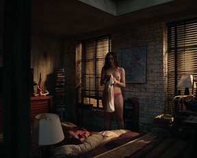 Emmy Rossum naked – Shameless s05e06 (2015)