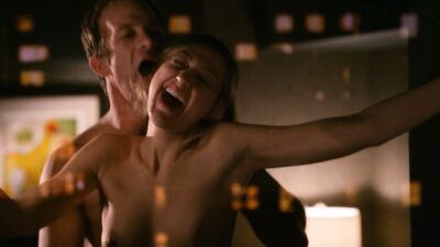 Annie Boon, Mageina Tovah, Angela Nicole Hunt, Georgia Hatzis – Hung s03e01 (2011)