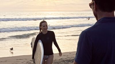 Heather Graham – Flaked s01e03 (2016)