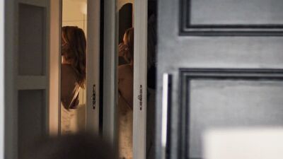 Heather Graham – Flaked s01e03 (2016)