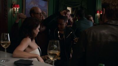 Brigette Davidovici, Heather Graham – Californication s07e06 (2014)